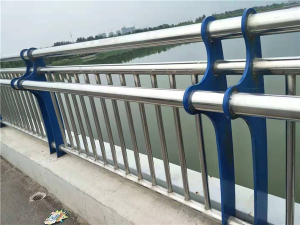海南藏族不锈钢复合管护栏